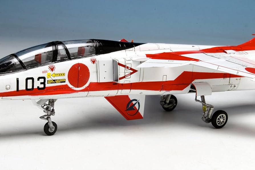 Amazon | プラッツ 1/72 航空自衛隊 T-2 CCV 研究機 パイロット
